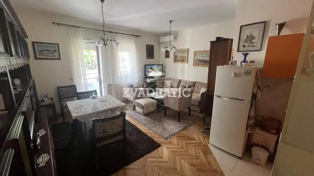 Prodaja, stan, 150m², Voždovac Sve Podlokacije, Beograd