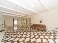 Rent, house, 240m², Donji Kokoti, Podgorica - image 14