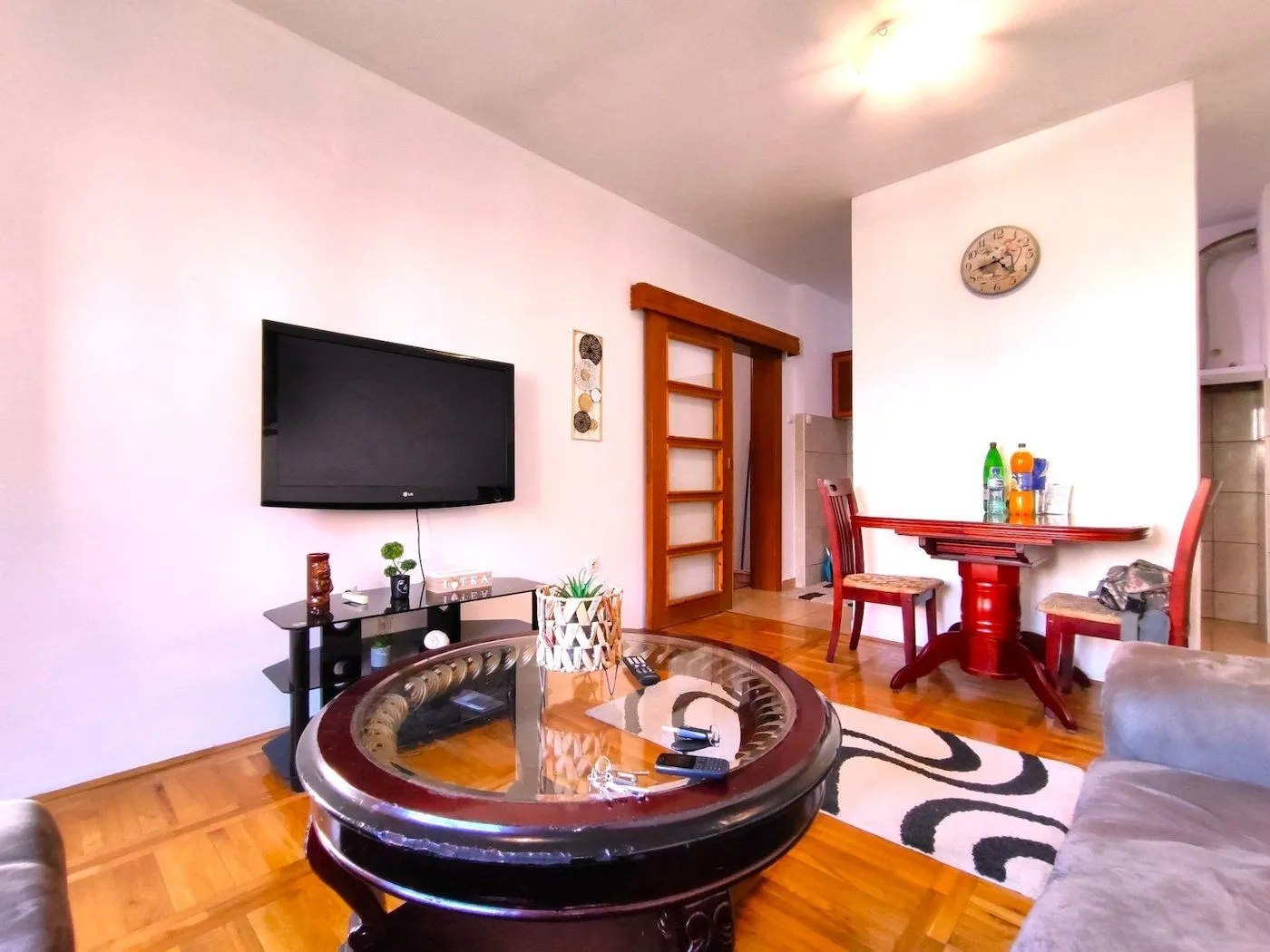 Rent, apartment, 64m², Stari Aerodrom, Podgorica