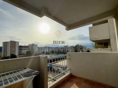 Rent, two bedroom apartment, 70m², Centar, Bar - image 9