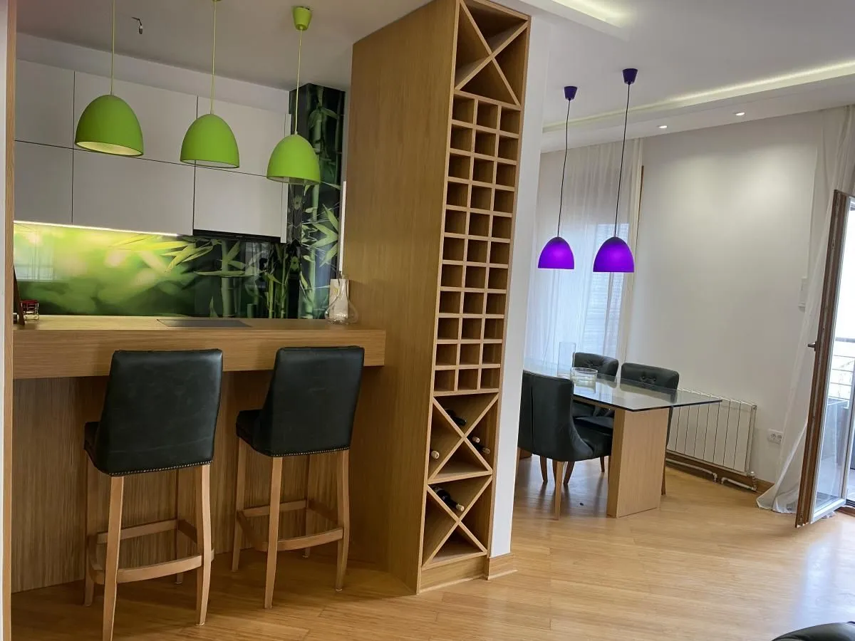 Rent, three bedroom apartment, 103m², Stari Grad, Beograd