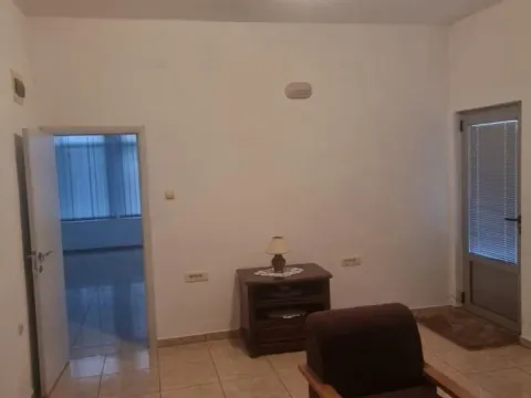 Sale, house, 198m², Zeta, Podgorica - image 13