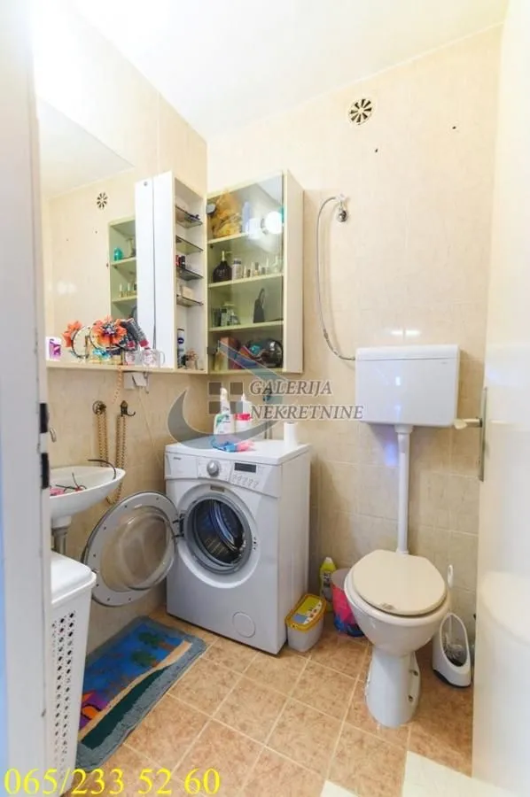 Prodaja, trosoban stan, 86m², Novi Beograd Blok 71, Novi Beograd Sve Podlokacije