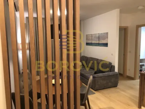 Izdavanje, trosoban stan, 68m², Crveni Krst, Beograd - image 3