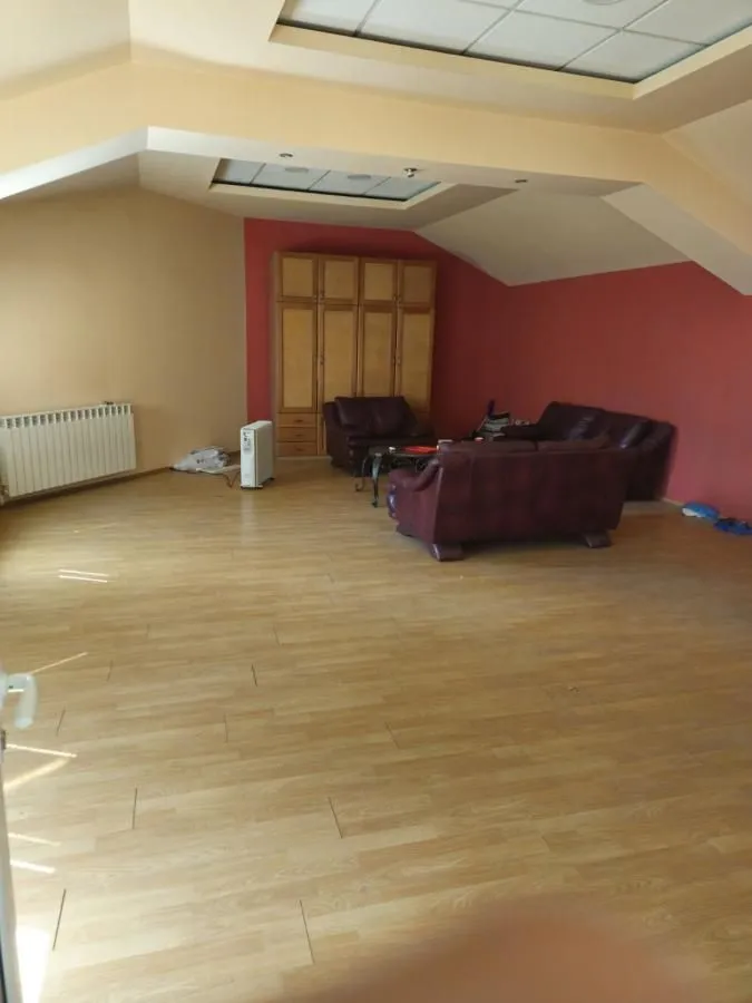 Rent, office space, 1000m², Dušanovac, Voždovac Sve Podlokacije