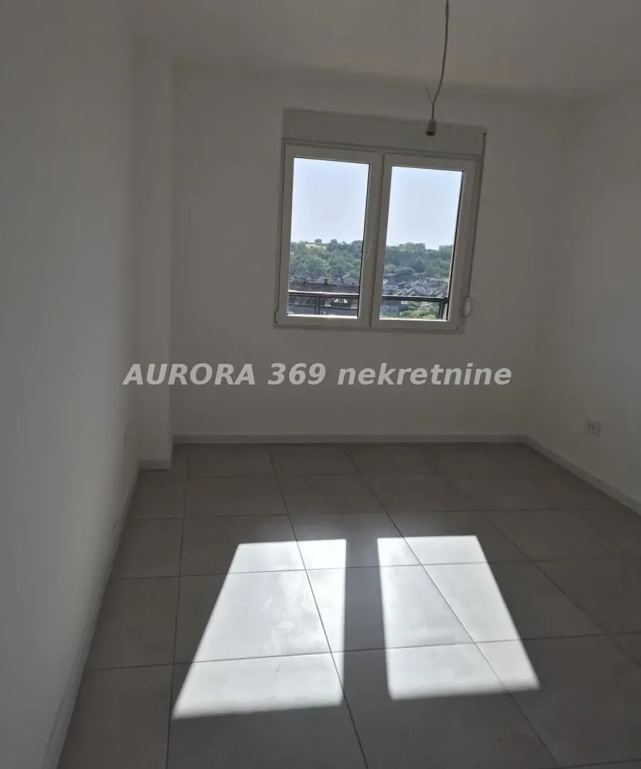 Prodaja, dvosoban stan, 62m², Irig, Srbija