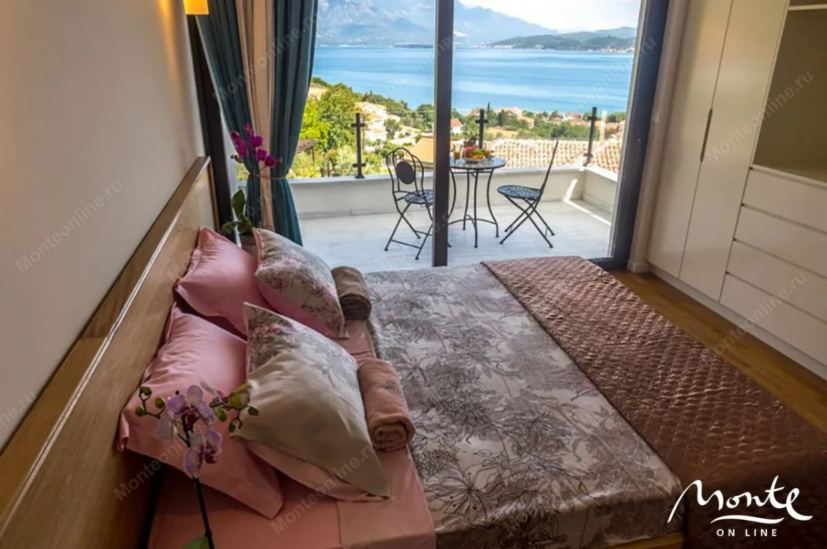 Prodaja, kuća, 350m², Herceg Novi, Crna Gora