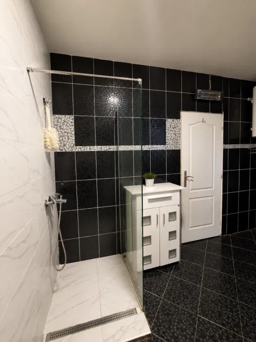 Rent, two bedroom apartment, 120m², Jajinci, Voždovac Sve Podlokacije