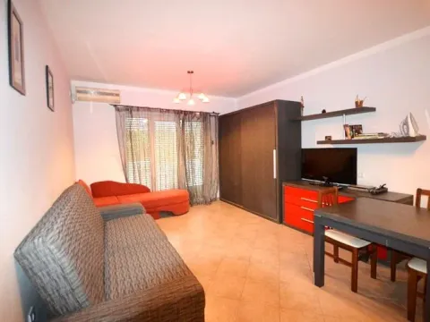 Sale, one bedroom apartment, 34m², Đenovići, Herceg Novi - image 5