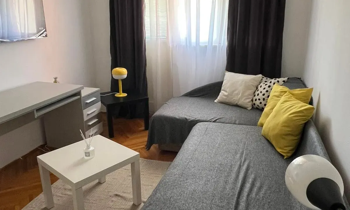 Izdavanje, jednosoban stan, 34m², Preko Morače, Podgorica
