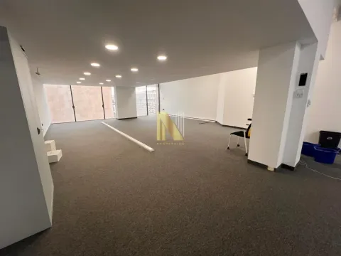 Rent, office space, 1029m², Centar, Novi Sad - image 2