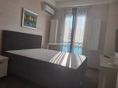 Izdavanje, trosoban stan, 88m², Preko Morače, Podgorica - image 6