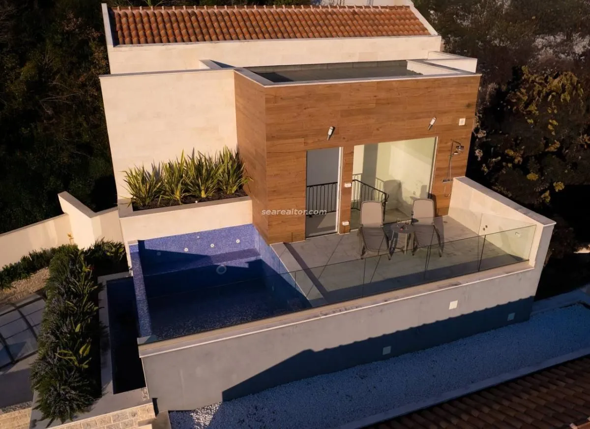 Prodaja, kuća, 288m², Donja Lastva, Tivat
