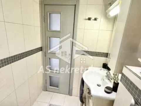 Rent, two bedroom apartment, 60m², Palilula Sve Podlokacije, Beograd - image 26