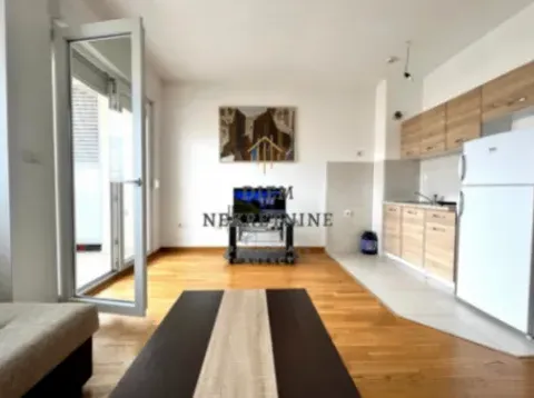 Prodaja, garsonjera, 29m², City Kvart, Podgorica - image 4