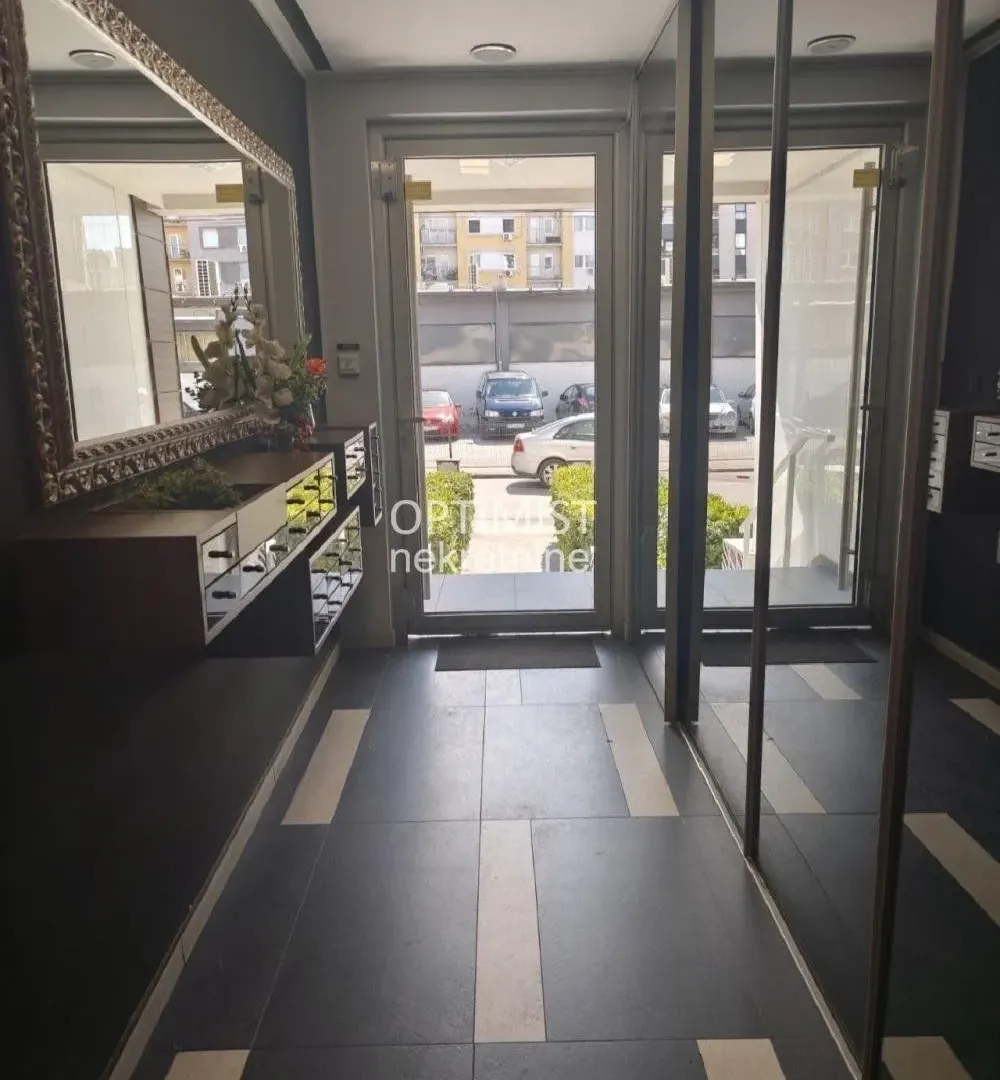 Sale, three bedroom apartment, 83m², Crveni Krst, Beograd