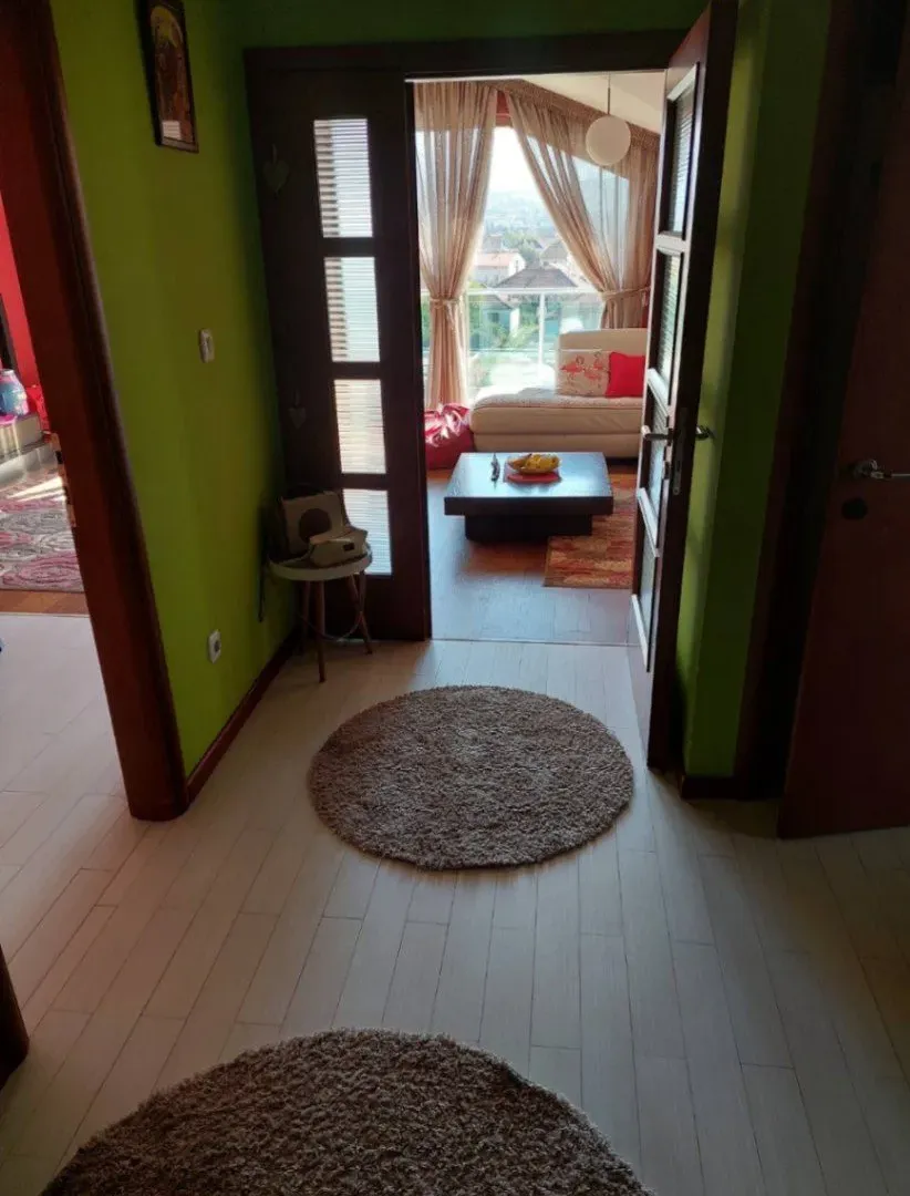 Prodaja, trosoban stan, 109m², Pod Goricom, Podgorica