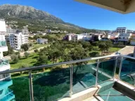 Prodaja, četvorosoban stan, 179m2, Dobre Vode, Bar