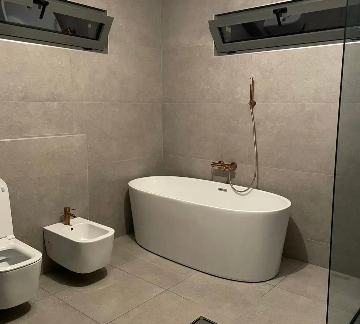 Rent, house, 300m², Vranići, Podgorica