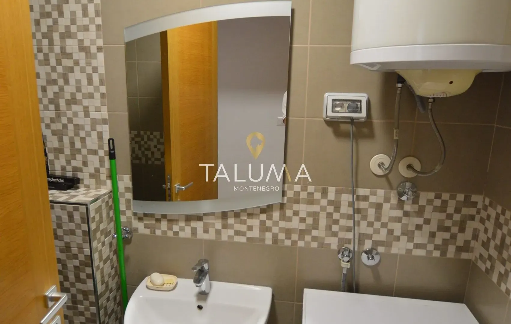 Prodaja, dvosoban stan, 64m², City Kvart, Podgorica
