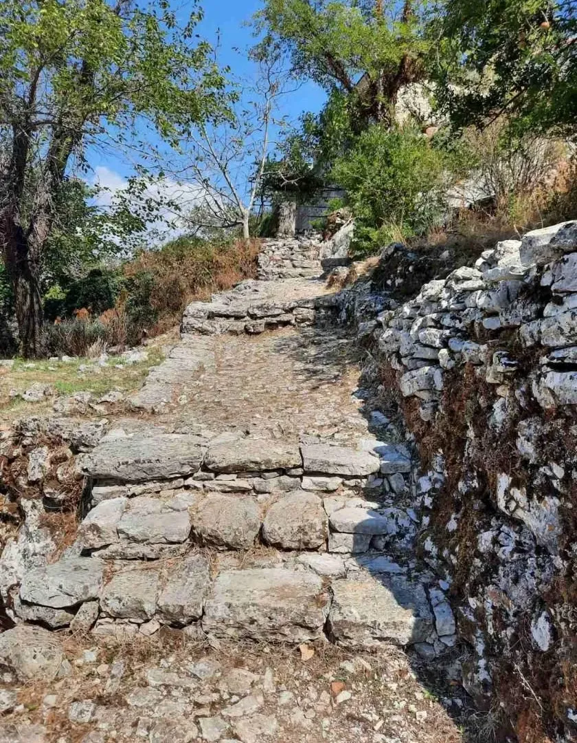 Sale, house, 180m², Gornji Stoliv, Kotor