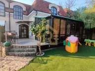 Izdavanje, kuća, 320m², Veljko Vlahović, Voždovac Sve Podlokacije - image 17