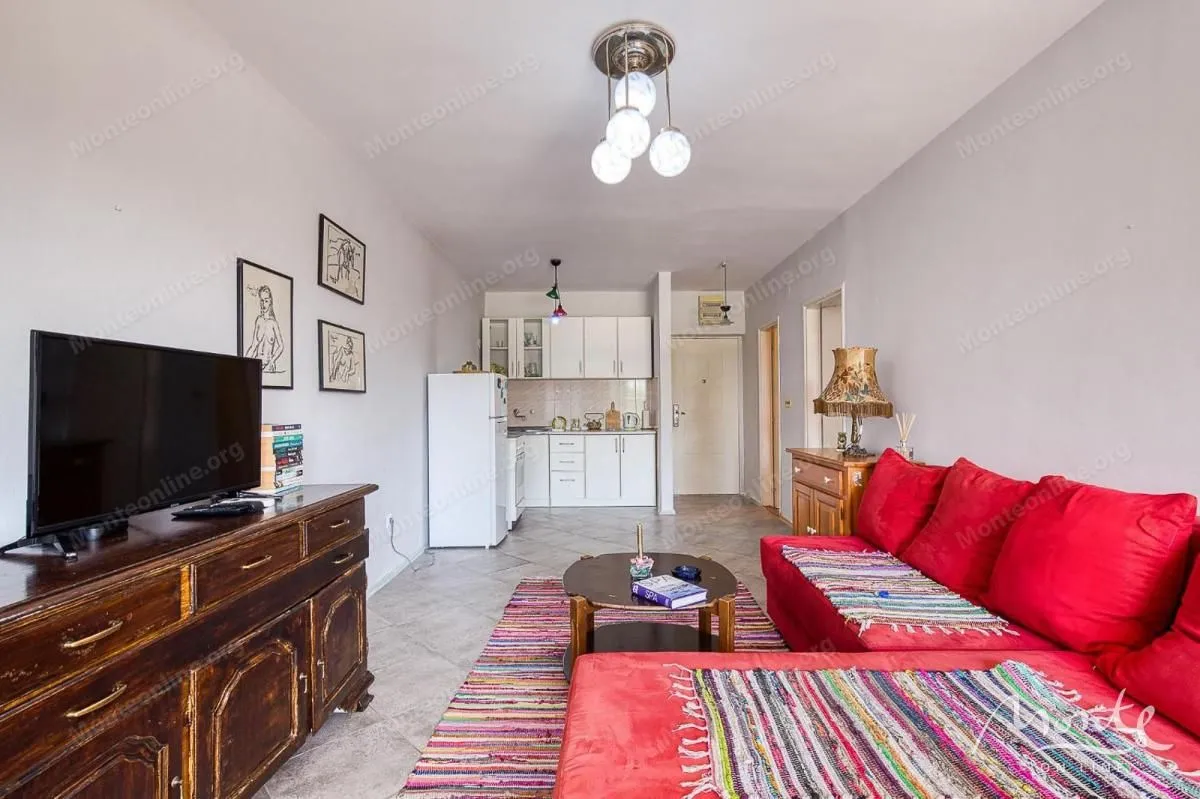 Prodaja, jednosoban stan, 44m², Maine, Budva