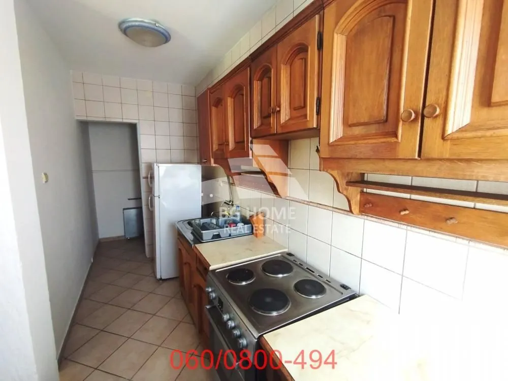 Prodaja, trosoban stan, 71m², Zemun Kalvarija, Zemun Sve Podlokacije