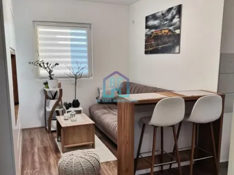 Prodaja, jednosoban stan, 27m², Adice, Novi Sad Sve Podlokacije - image 1