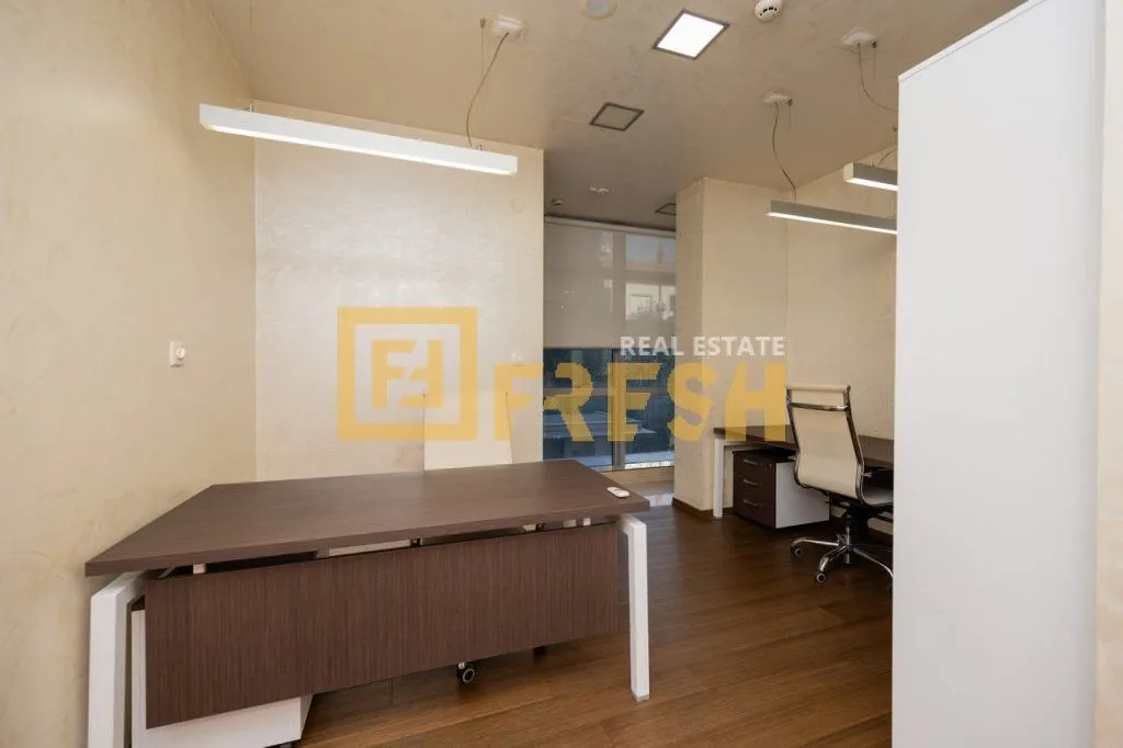 Rent, office space, 75m², Centar, Podgorica