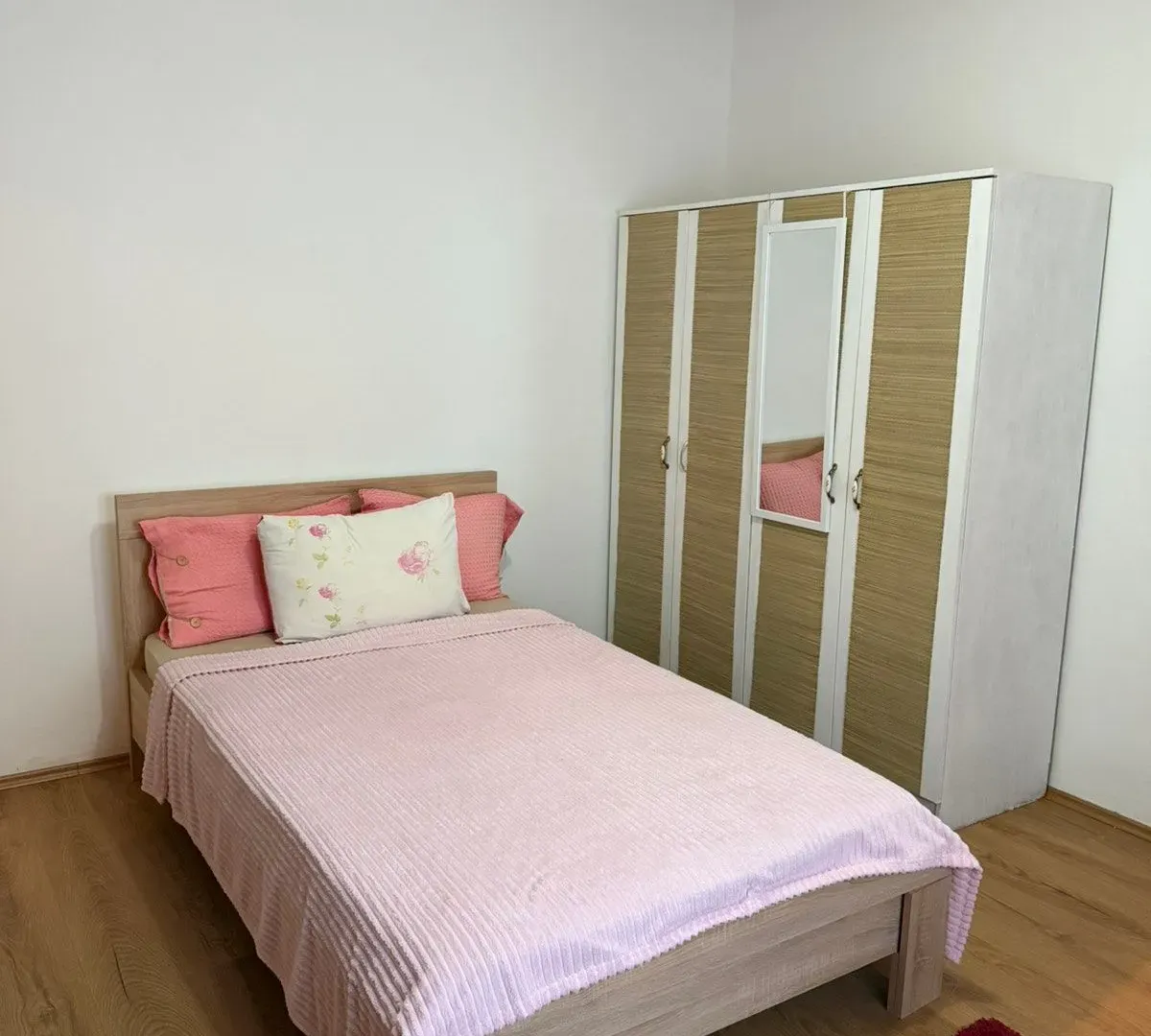 Rent, two bedroom apartment, 450m², Pobrežje, Podgorica