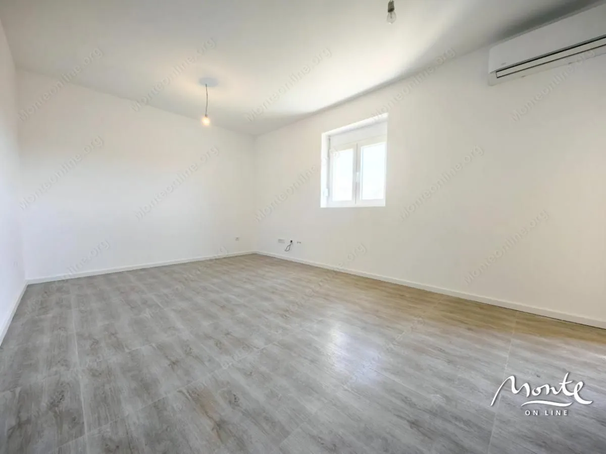 Sale, two bedroom apartment, 60m², Bar, Crna Gora