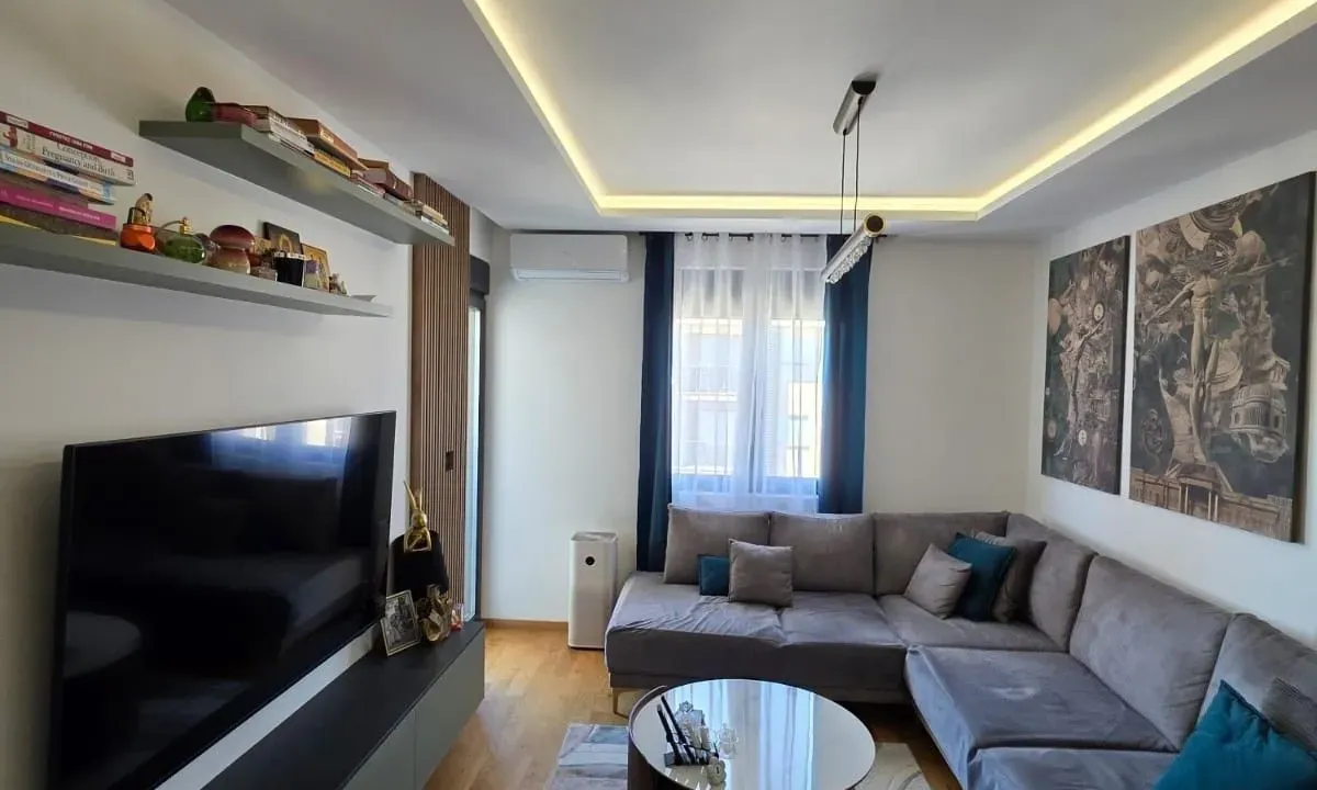 Izdavanje, jednosoban stan, 48m², New City, Podgorica