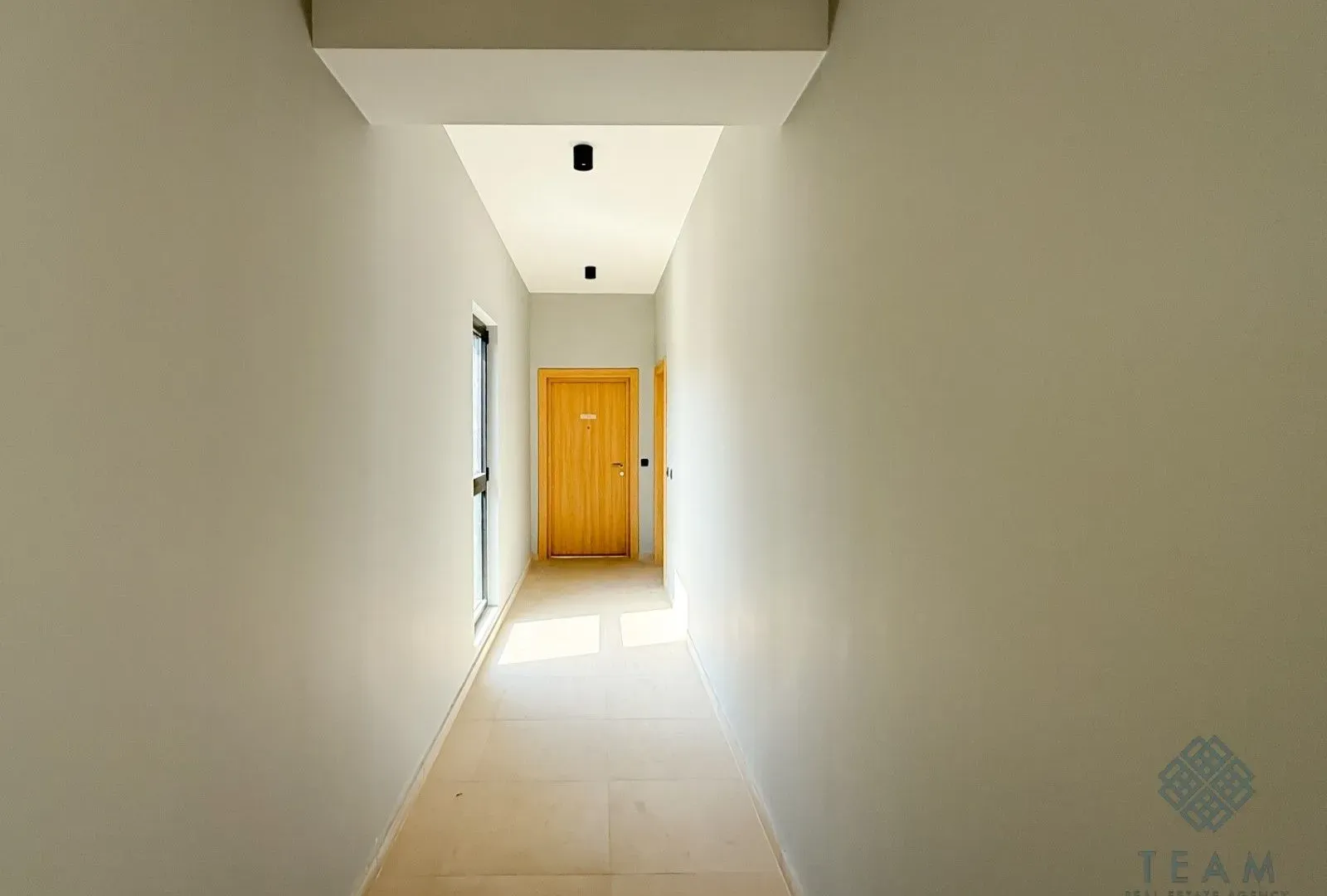 Prodaja, garsonjera, 33m², Momišići, Podgorica