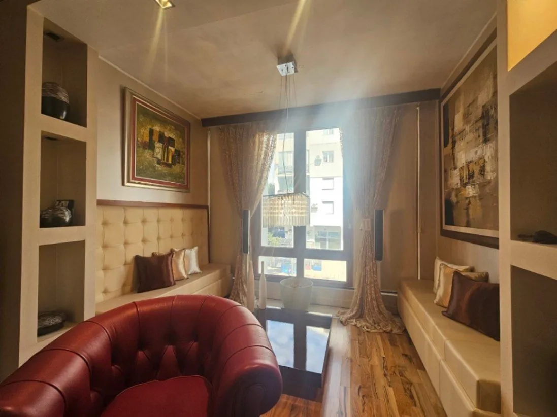 Sale, two bedroom apartment, 80m², Centar, Bar