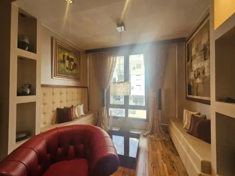 Prodaja, dvosoban stan, 80m², Centar, Bar - image 2