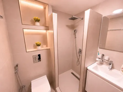 Izdavanje, trosoban stan, 92m², Krivi Most, Podgorica - image 10