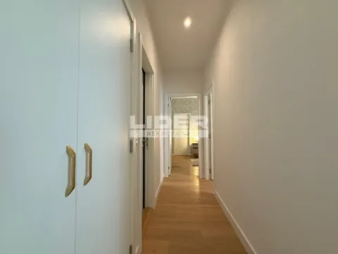 Izdavanje, trosoban stan, 76m², Savski Venac, Beograd - image 17