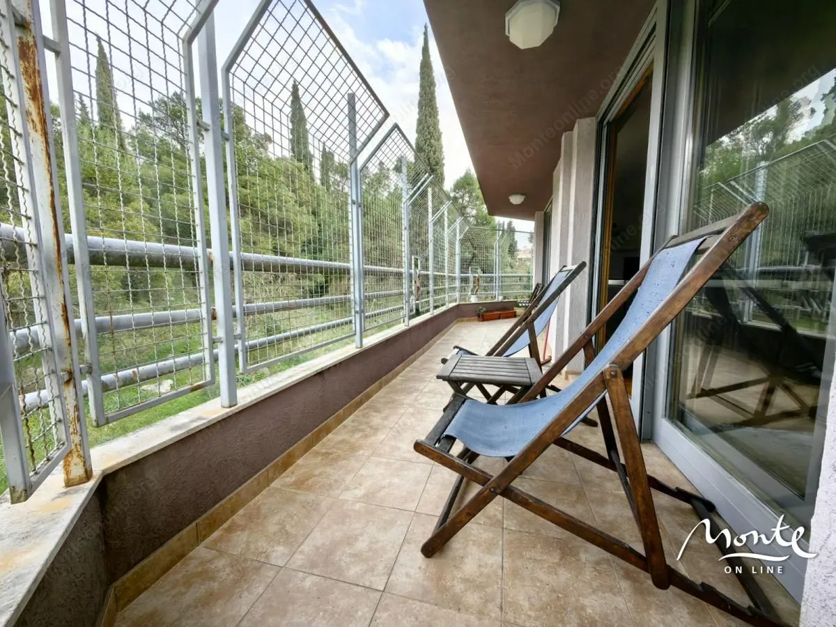 Prodaja, trosoban stan, 196m², Podgorica, Crna Gora