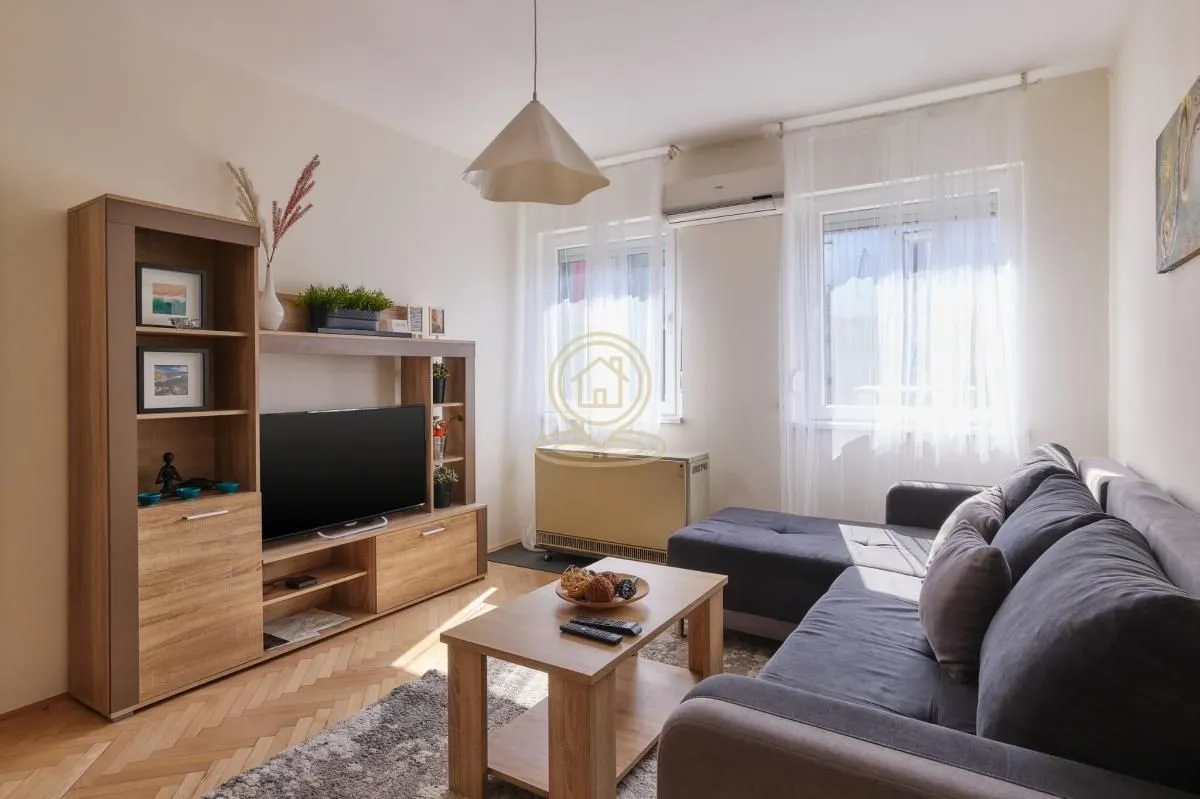 Rent, two bedroom apartment, 55m², Savski Venac, Beograd