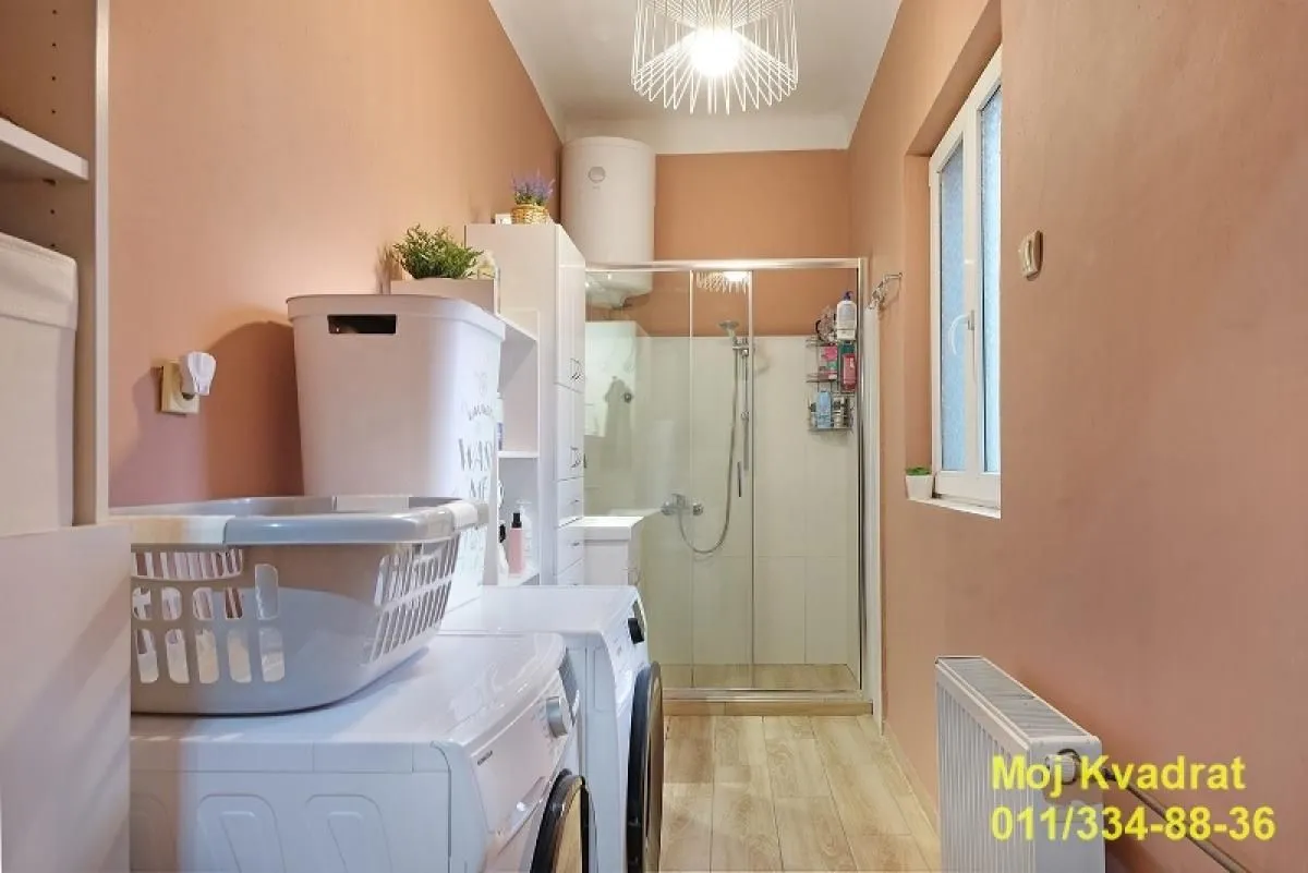 Sale, four bedroom apartment, 77m², Stari Grad, Beograd