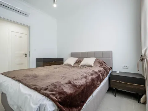 Sale, two bedroom apartment, 87m², Bečići, Budva - image 20