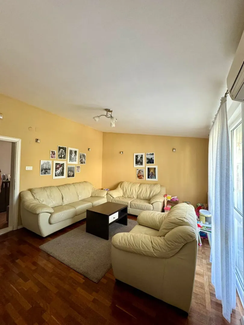 Sale, house, 180m², Polje, Bar