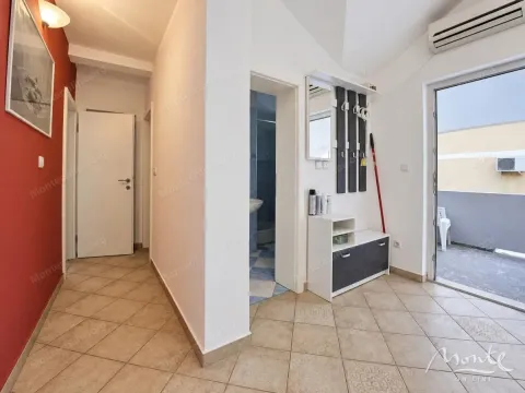 Prodaja, kuća, 289m², Mrčevac, Tivat - image 13