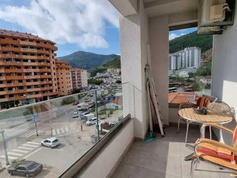 Rent, one bedroom apartment, 49m², Budva, Crna Gora - image 17