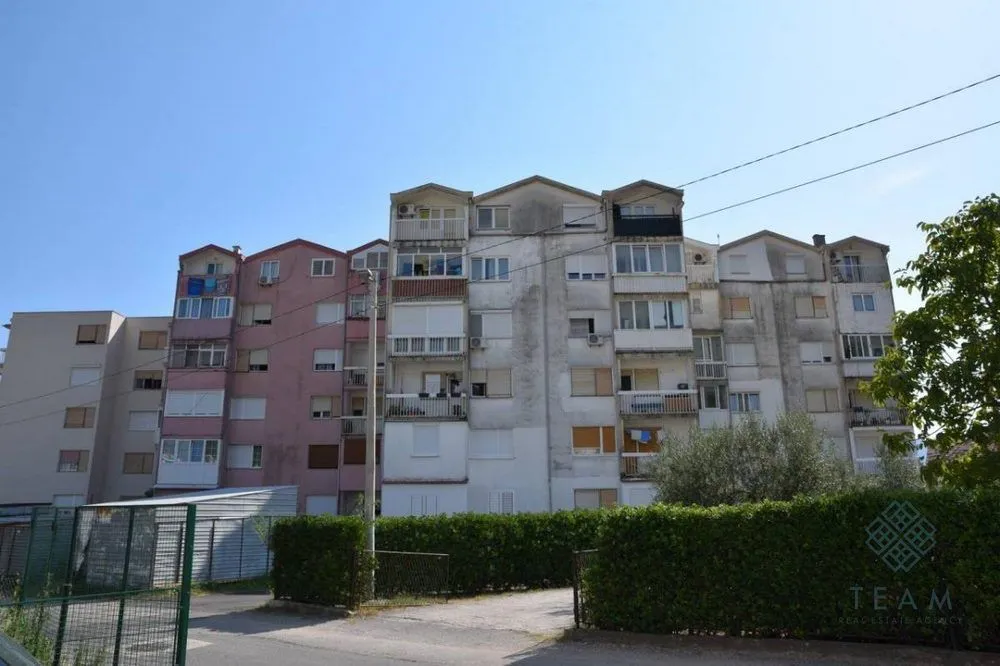 Prodaja, četvorosoban stan, 90m², Bijela, Herceg Novi