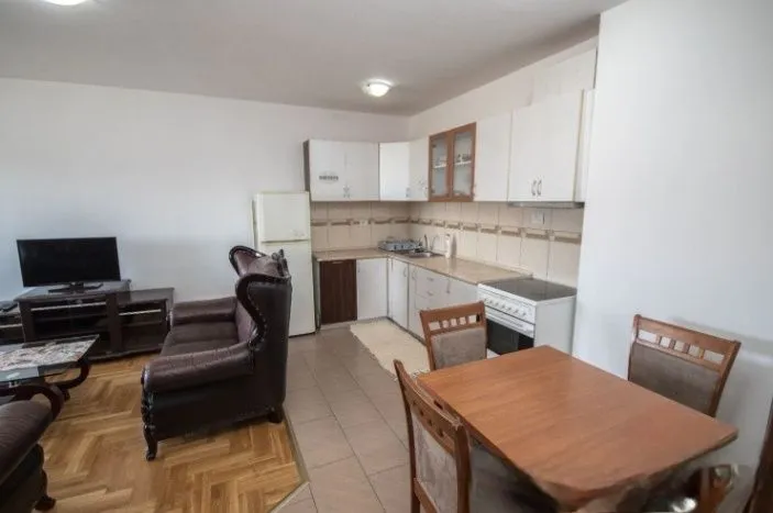 Izdavanje, dvosoban stan, 60m², City Kvart, Podgorica