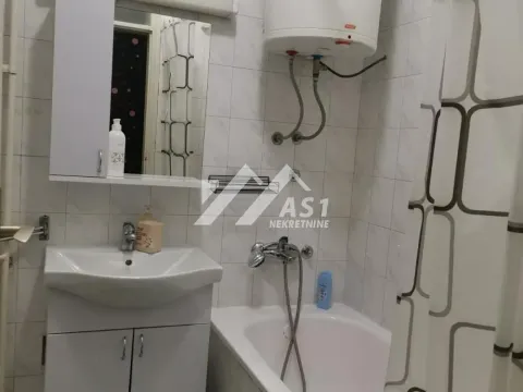 Rent, two bedroom apartment, 50m², Grbavica, Novi Sad Sve Podlokacije - image 9