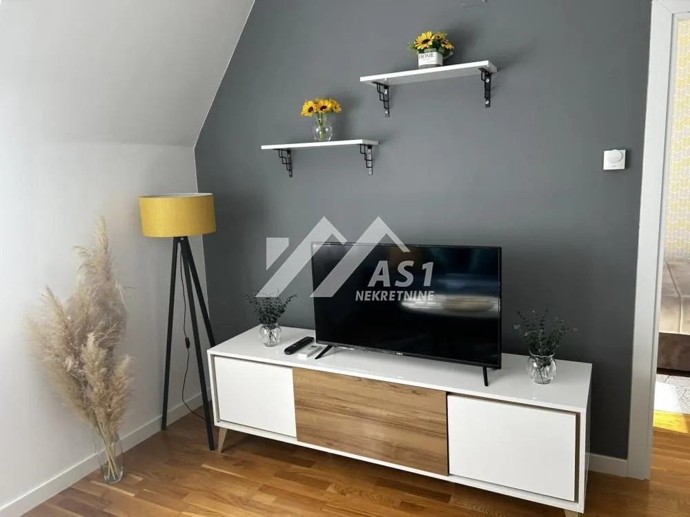 Izdavanje, jednosoban stan, 37m², Novi Sad Sve Podlokacije, Novi Sad