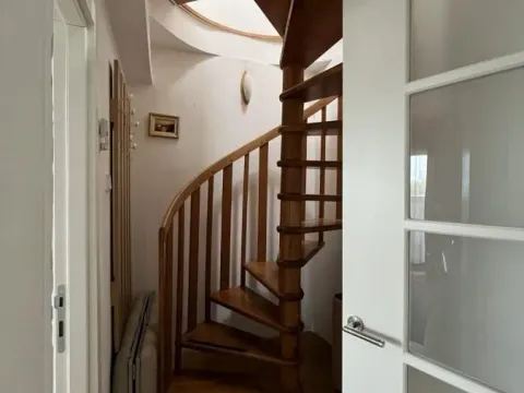 Prodaja, četvorosoban stan, 91m², Centar, Novi Sad - image 9